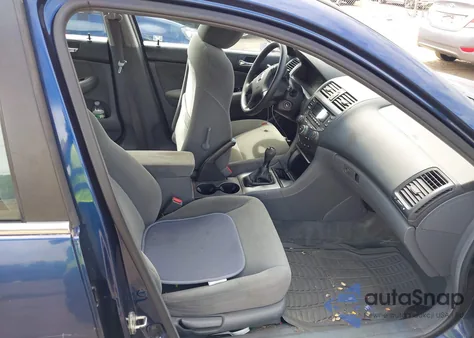 2004 Honda Accord 2.4 Ex z USA, uszkodzony, nr VIN 1HGCM55644A077516